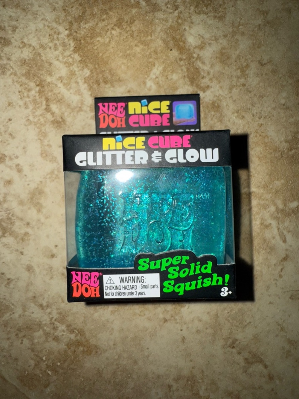Needoh nice cube glitter and glow
